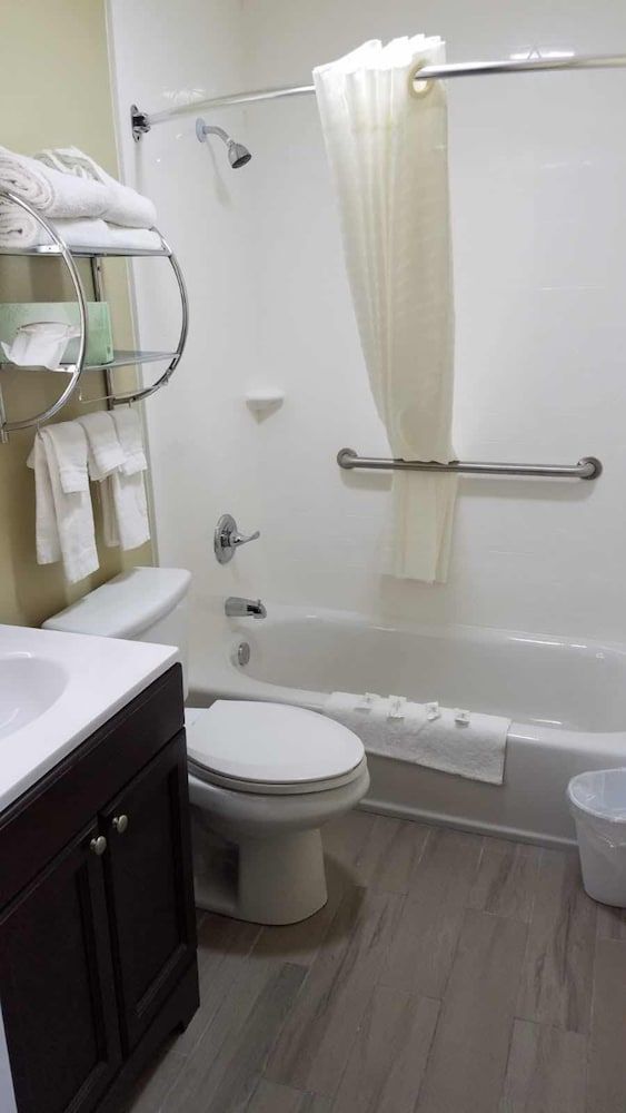 Comfort Room, 1 Queen Bed, Non Smoking