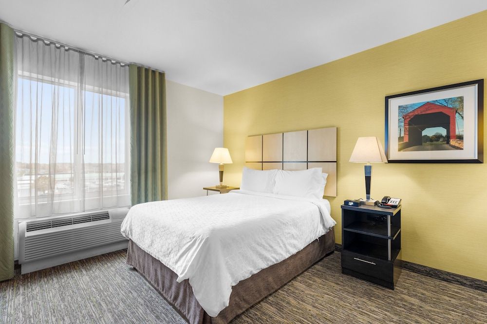 Studio Suite, 1 Queen Bed