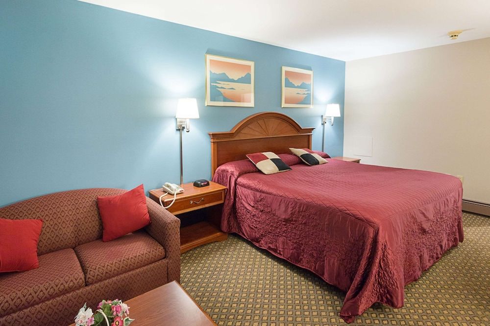 Standard Room, 1 King Bed, Non Smoking