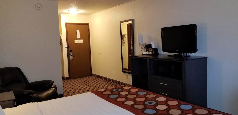 Double Room, 1 King Bed