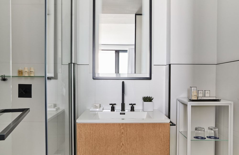 The William Vale Room, 1 King Bed, Balcony 4