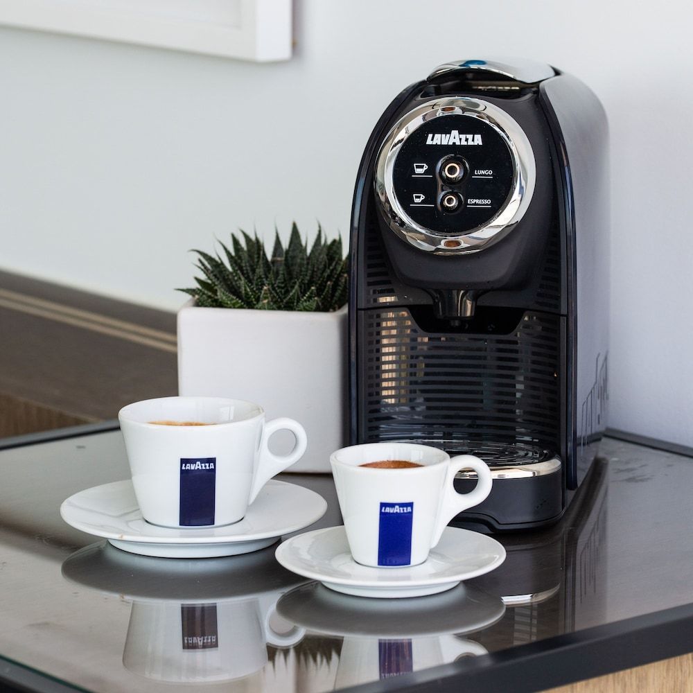 The William Vale Room, 1 King Bed, Balcony 7