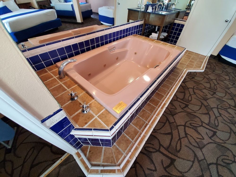 Private Spa Tub