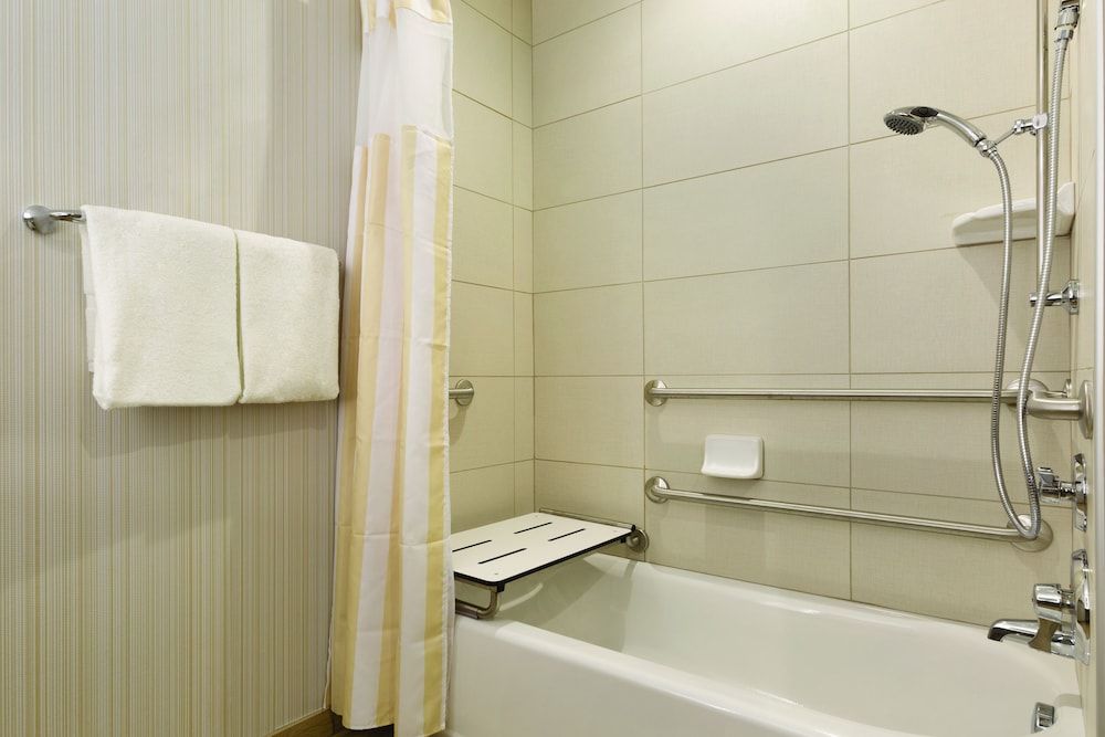 undefined Hilton Garden Inn Pittsburgh Airport South-Robinson Mall 10