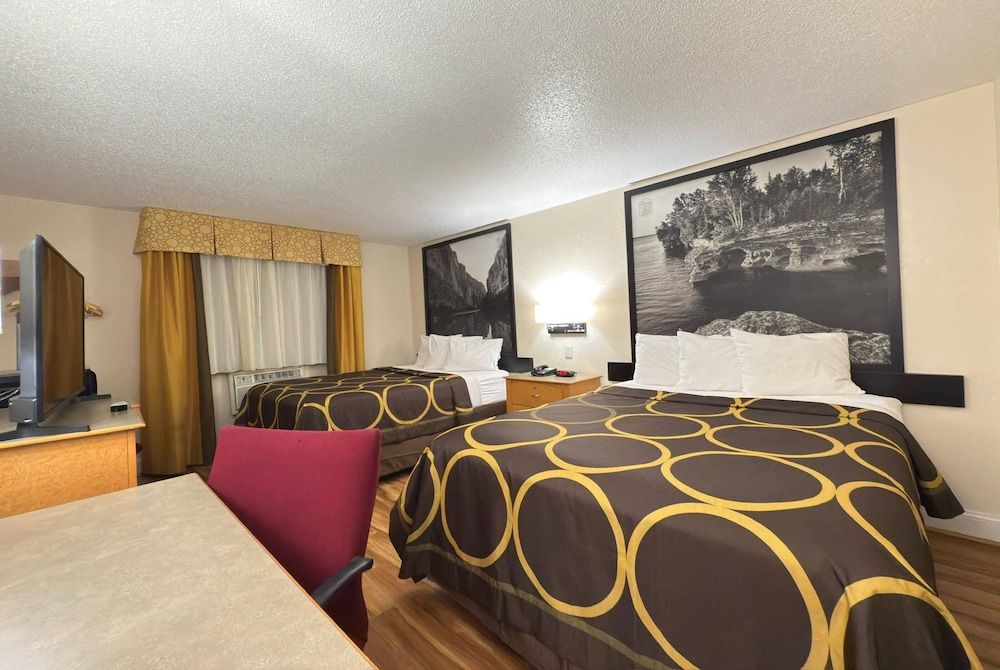 Room, 2 Queen Beds, Smoking