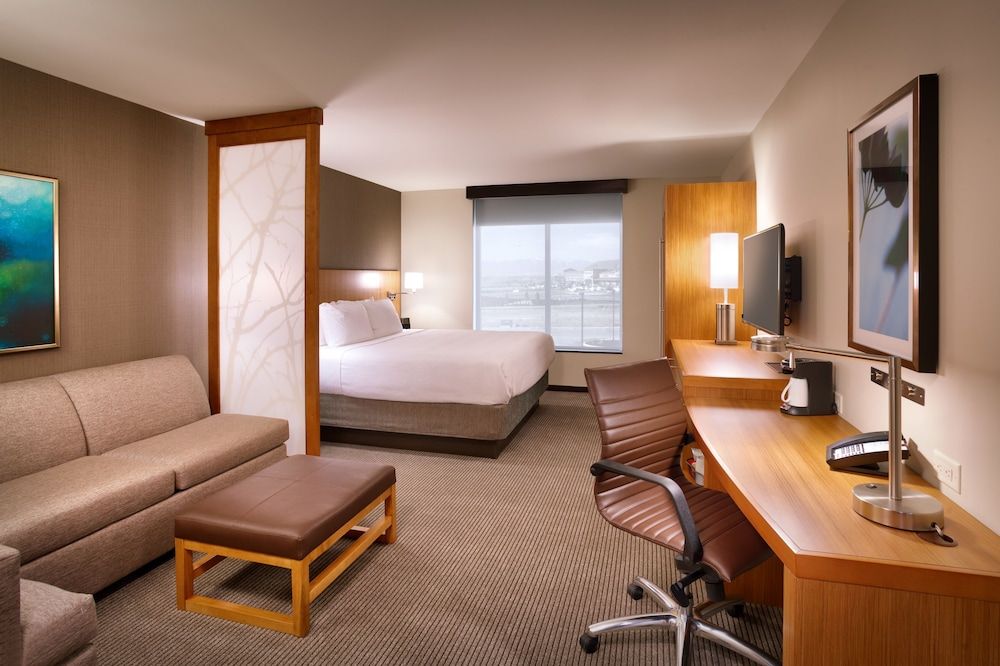 Room One King Bed High Floor