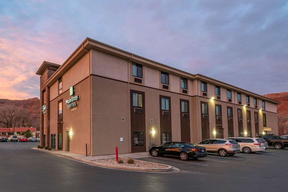 undefined MainStay Suites Moab near Arches National Park 10