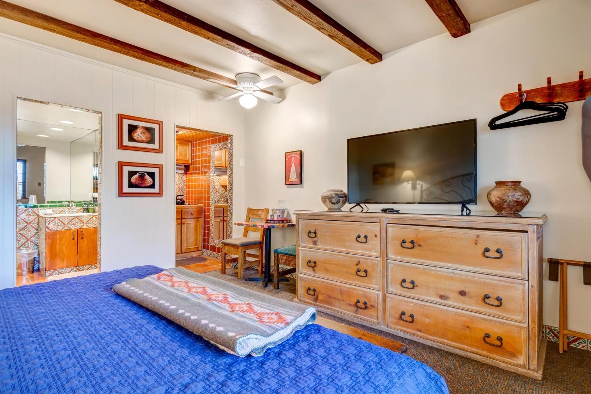 Standard King Room - Not Pet Friendly