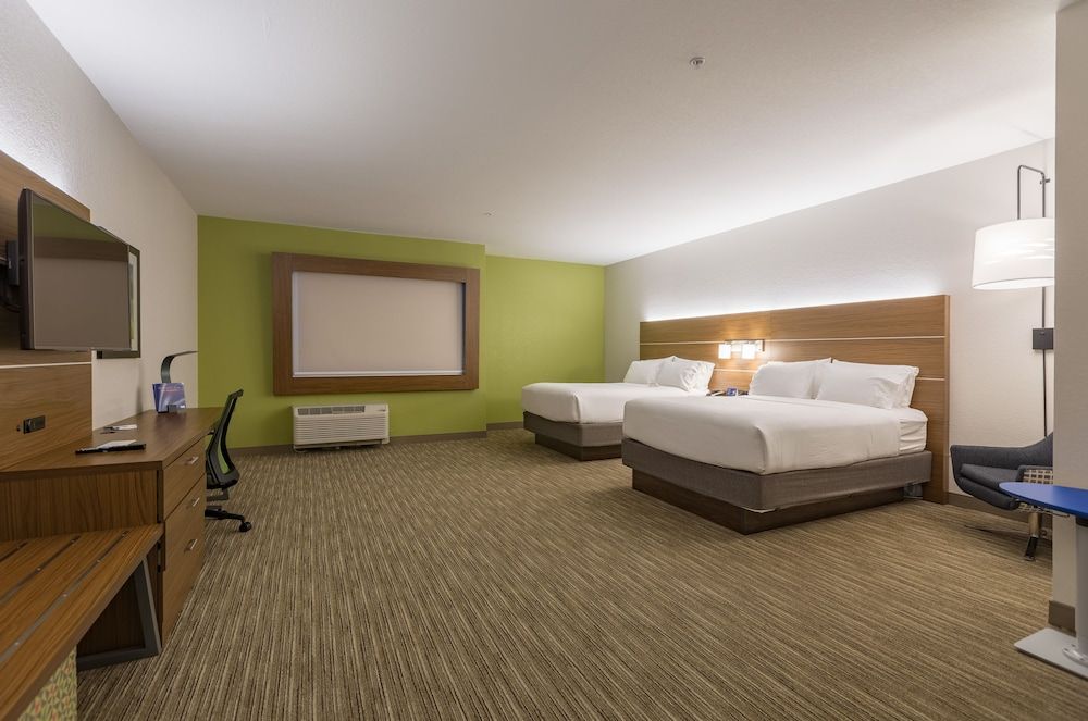 Room, 2 Queen Beds, Accessible, Non Smoking (Accessible Tub)