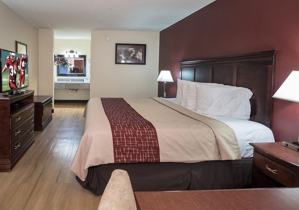 Standard Room, 1 King Bed, Smoking