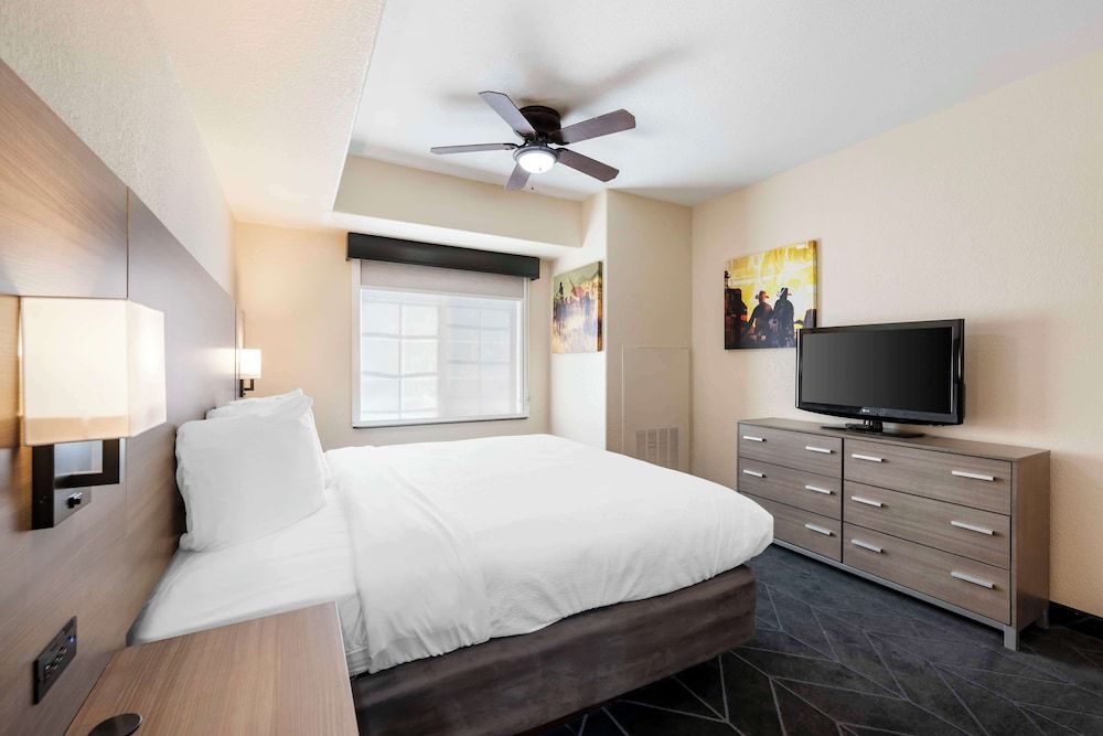Family Room, Multiple Beds, Non Smoking