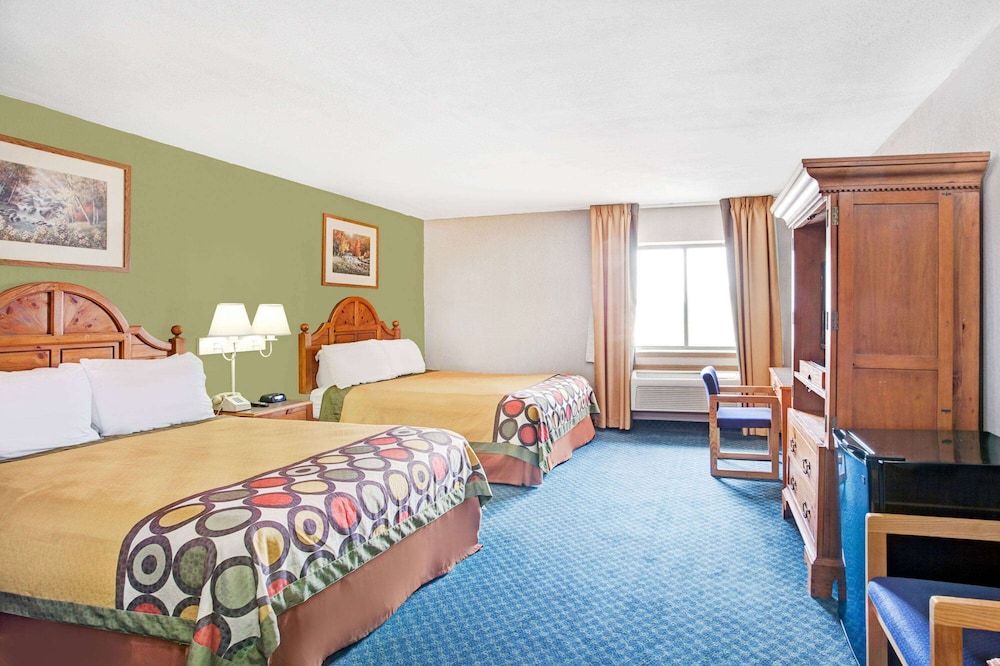 Standard Room, 2 Queen Beds