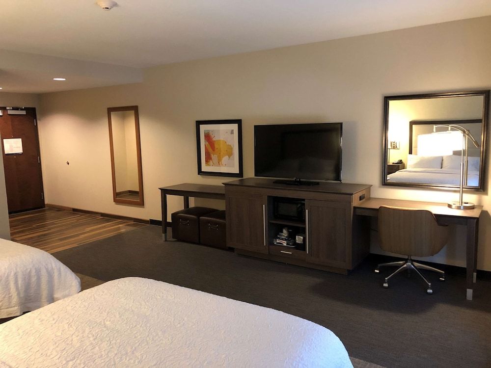 Room, 2 Queen Beds, Accessible, Non Smoking