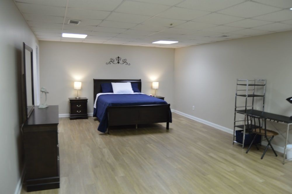 House, 5 Bedrooms