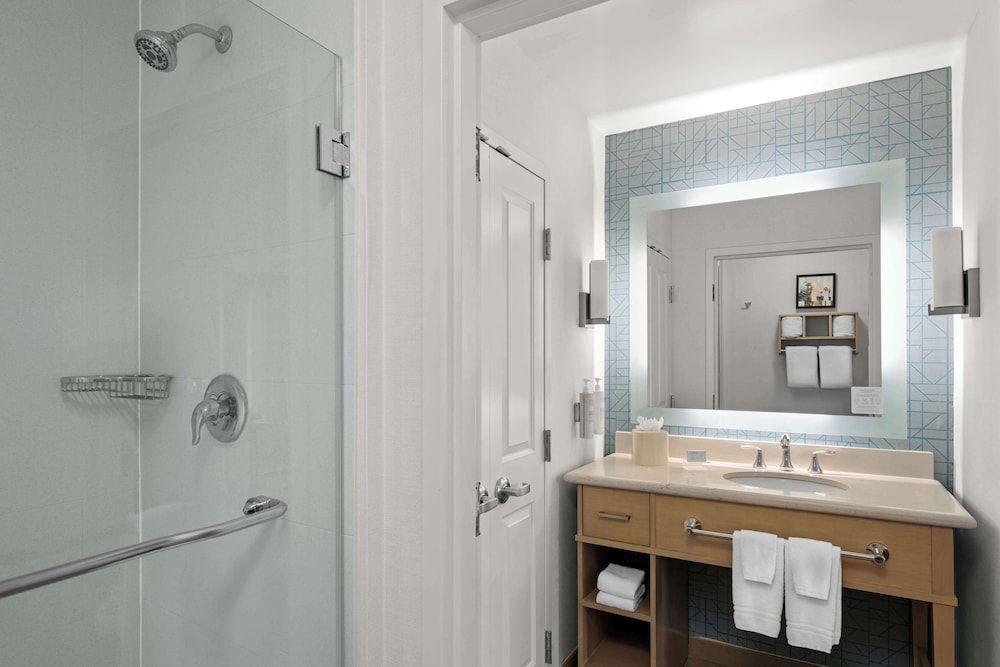 undefined Homewood Suites by Hilton Anaheim Resort – Convention Center 10