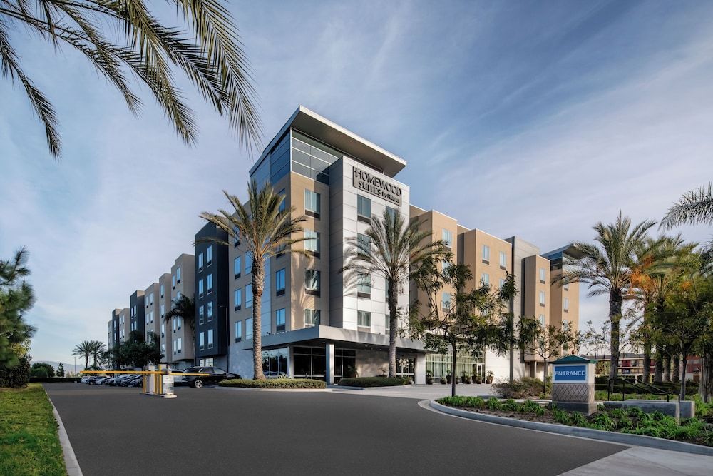 undefined Homewood Suites by Hilton Anaheim Resort – Convention Center