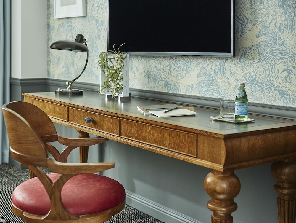 Pendry San Diego Deluxe One Bedroom Suite 3