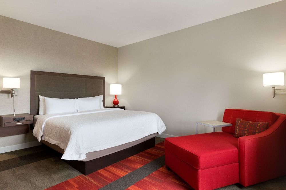 Room, 1 King Bed, Non Smoking