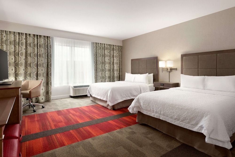 Room, 2 Queen Beds, Accessible, Non Smoking (mob/hearing acc w/ roll-in shower)