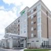 Holiday Inn Hotel & Suites Farmington Hills - Detroit NW by IHG
