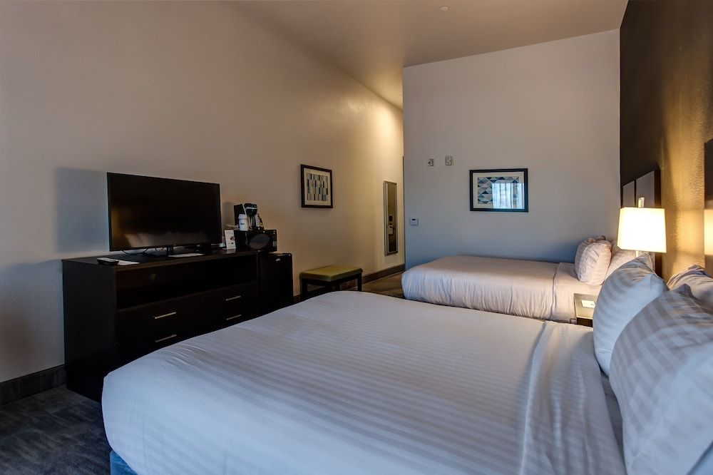 Standard Room, 2 Queen Beds