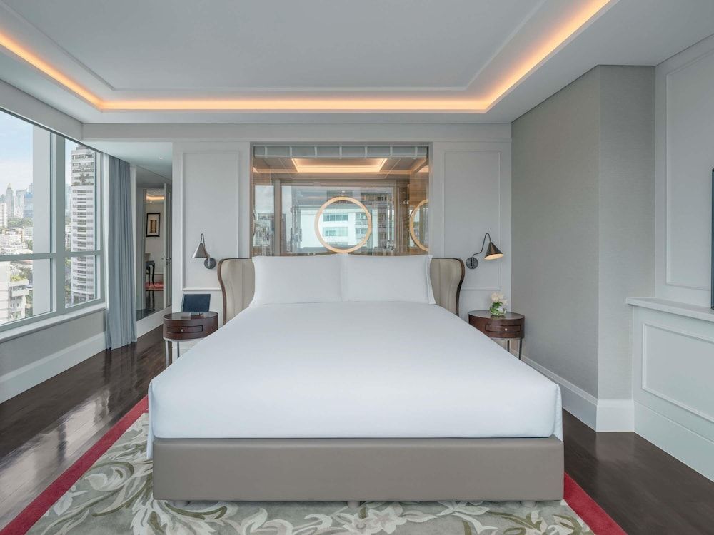 JUNIOR SUITE, 1 King Size Bed, Club Millsime Access
