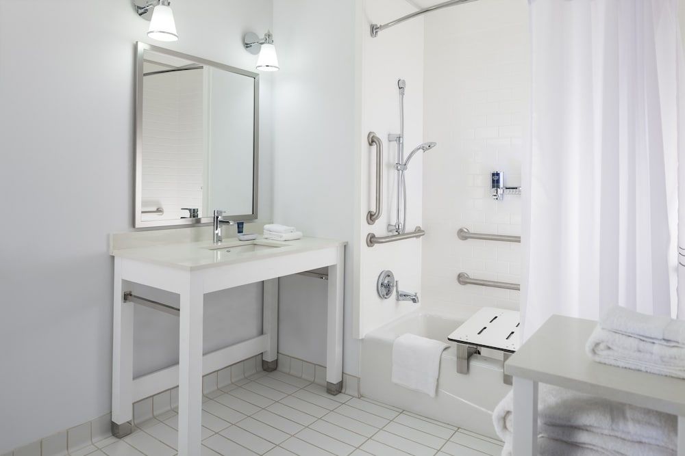 Four Points By Sheraton Seattle Airport South Room, 2 Queen Beds 6