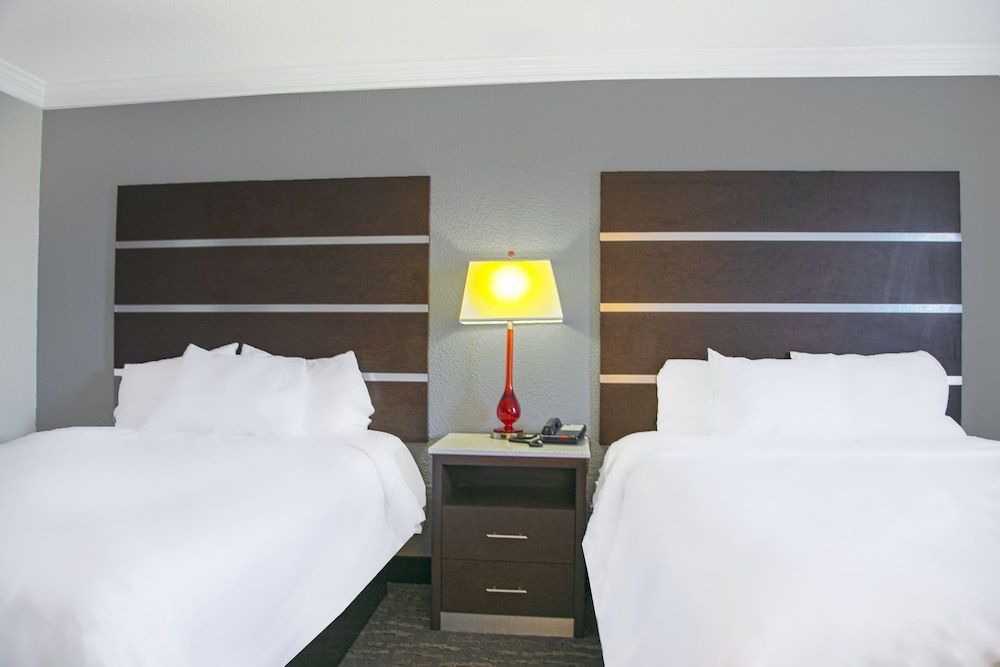 Room, 2 Queen Beds, Smoking