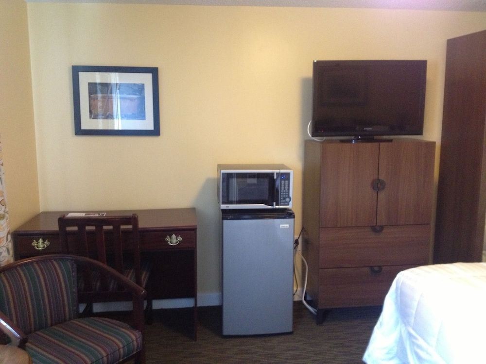 Clarence Inn Standard Room, 2 Double Beds 4