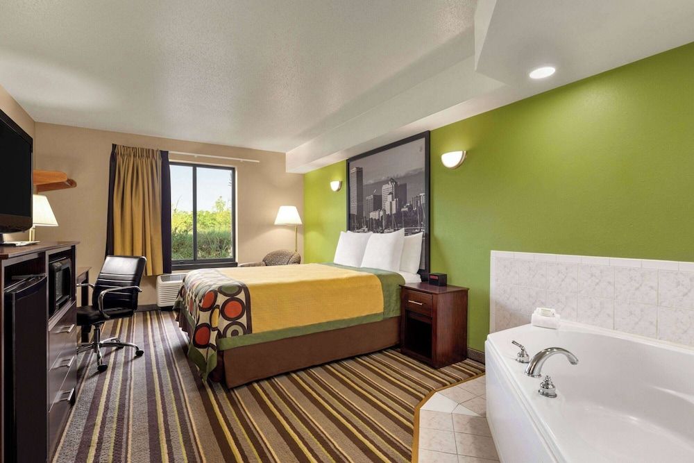 Studio Suite, 1 Queen Bed, Non Smoking