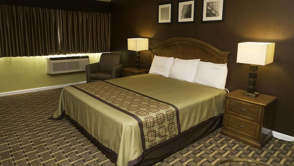 Room, 1 Queen Bed, Accessible, Non Smoking