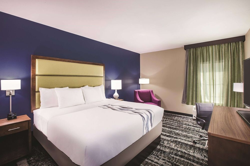 Room, 1 King Bed, Non Smoking