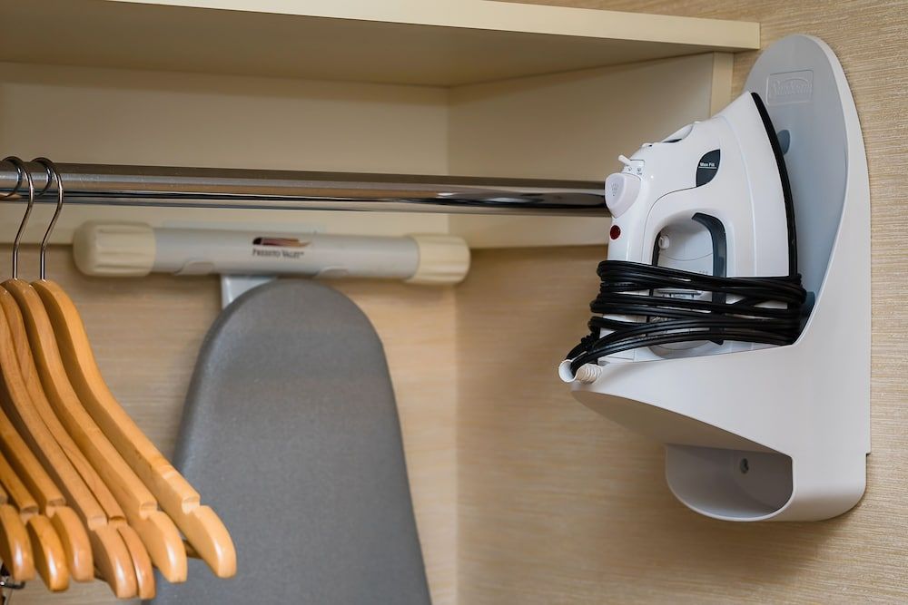 undefined Ramada by Wyndham Niagara Falls Near the Falls 5