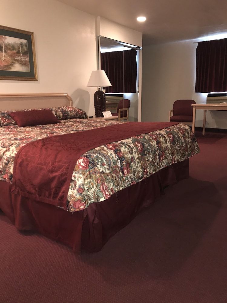 Deluxe Room, 1 King Bed