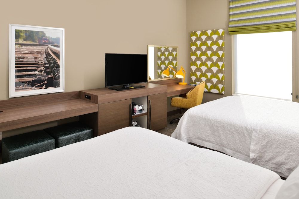 Room, 2 Queen Beds, Accessible, Non Smoking (Hearing)