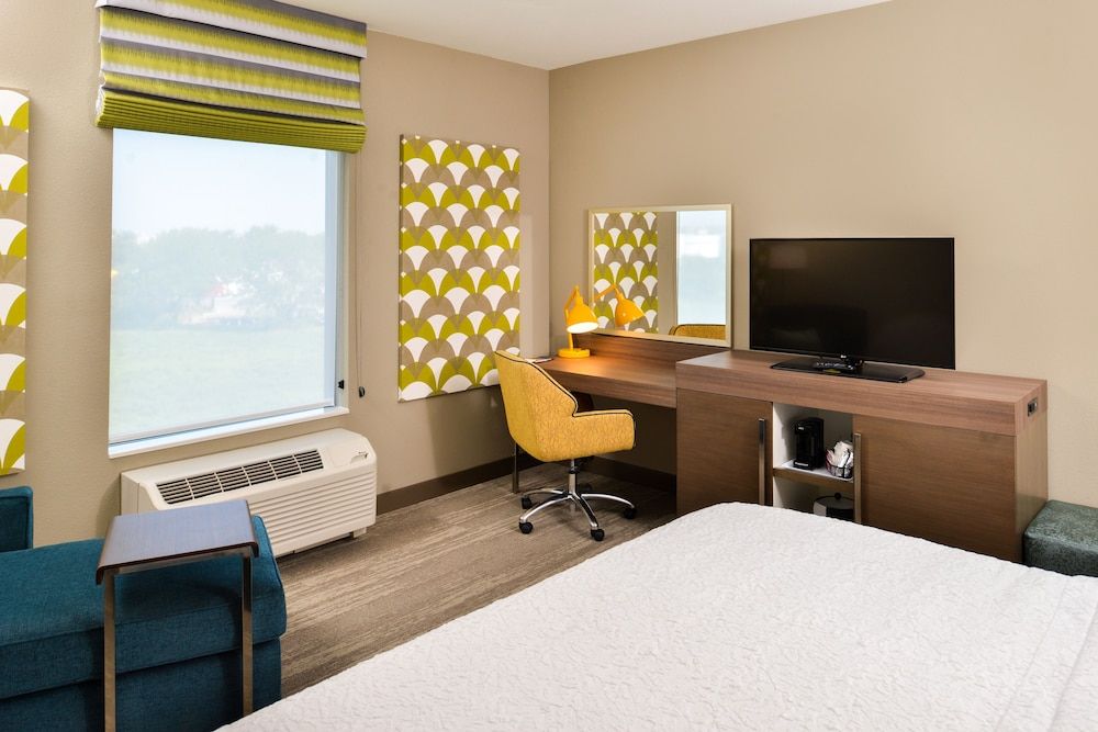 Room, 1 King Bed, Accessible, Non Smoking (Rollin Shower)