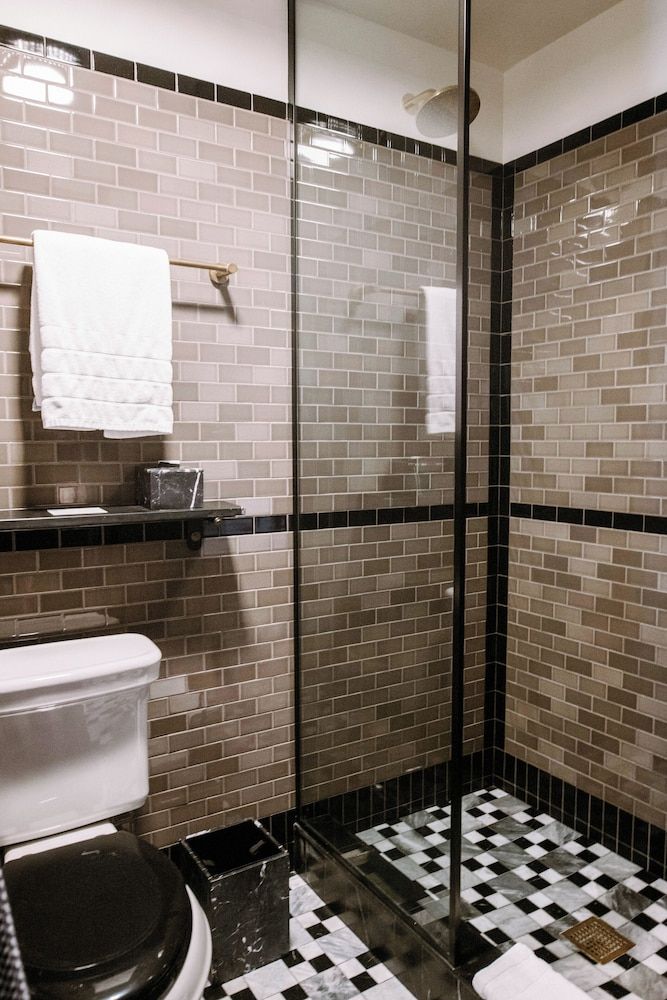 San Francisco Proper Hotel Room, 2 Twin Beds, Courtyard View (Proper Bunk) 6