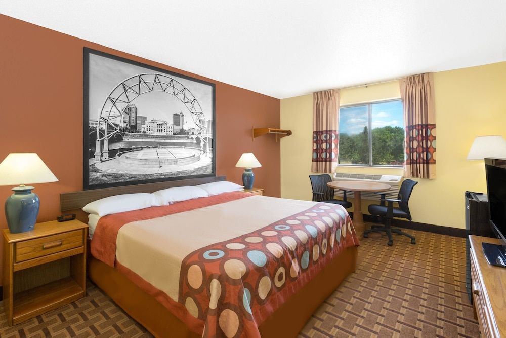 Standard Room, 1 King Bed