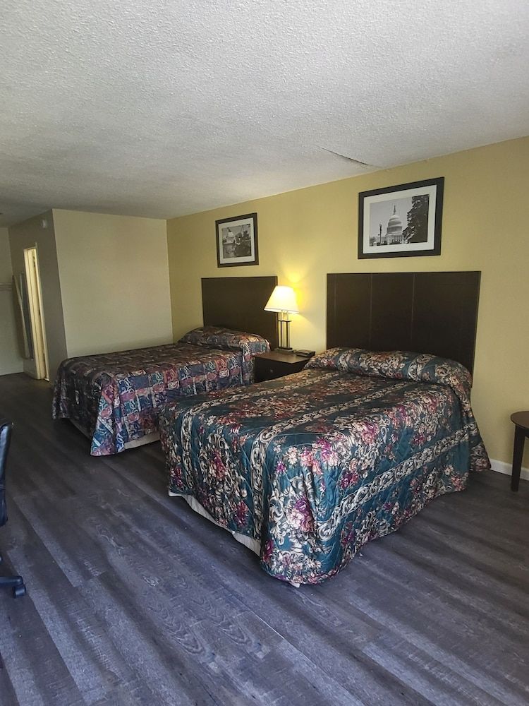 America's Inn