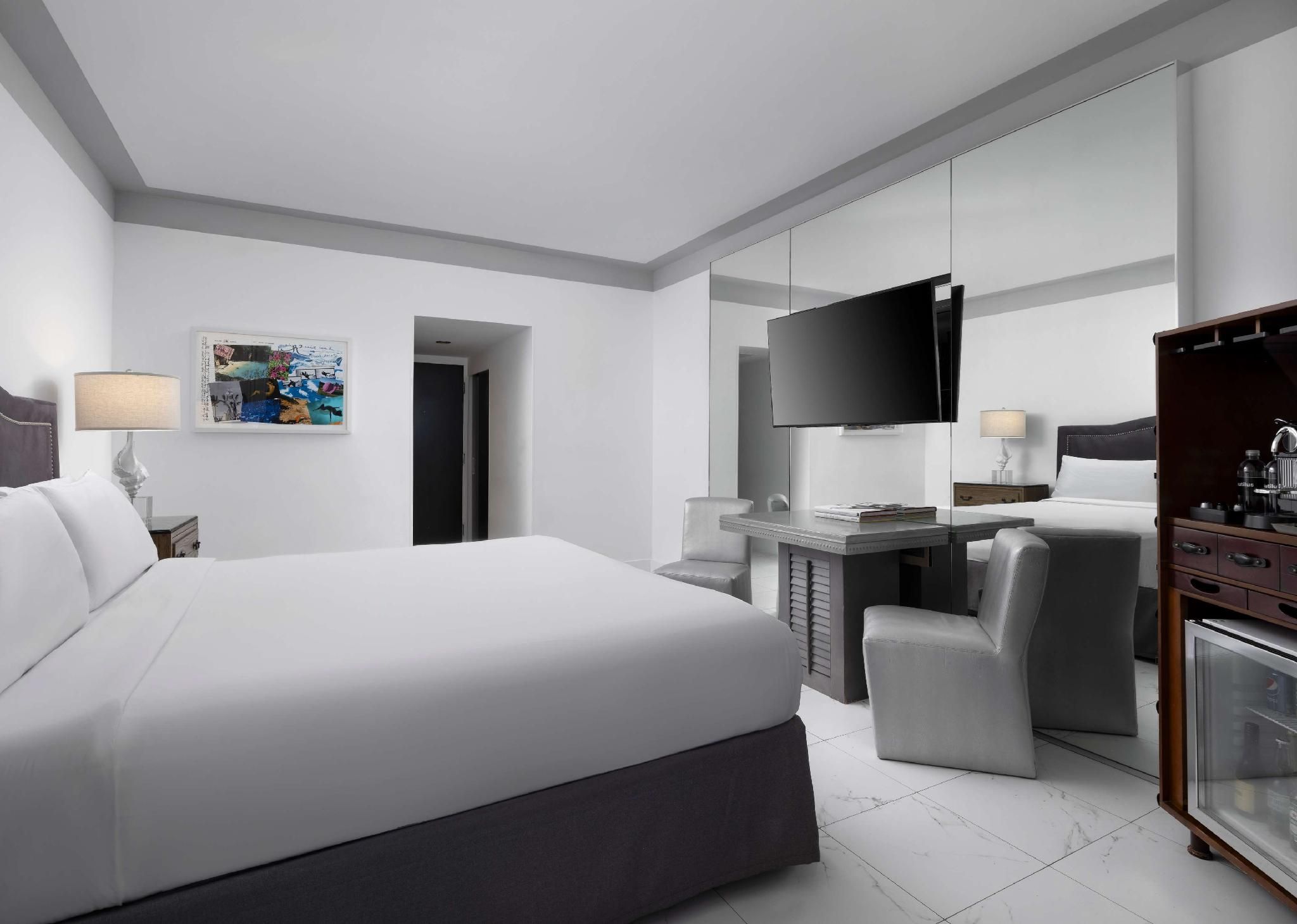 undefined Nautilus Sonesta Miami Beach 9
