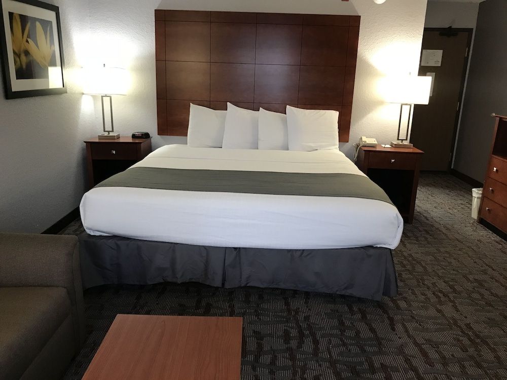 Suite, 1 King Bed, Non Smoking (Grandmaster)