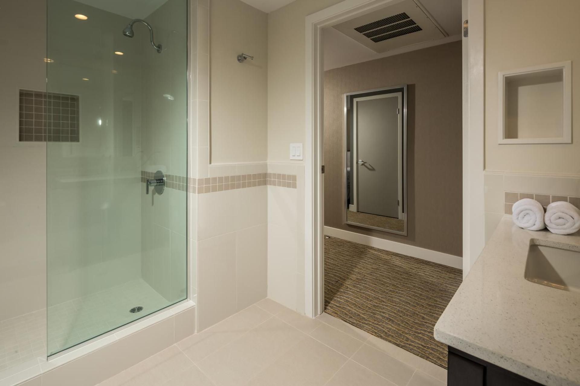 undefined Aventura Hotel 9