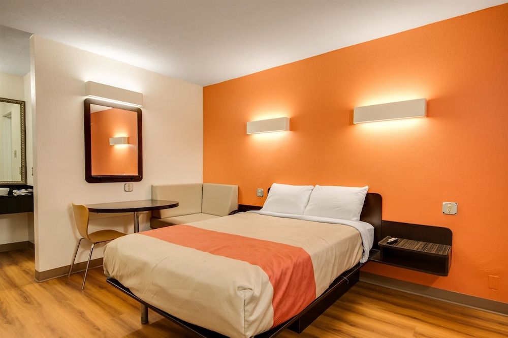 Standard Room, 1 Double Bed, Accessible, Non Smoking