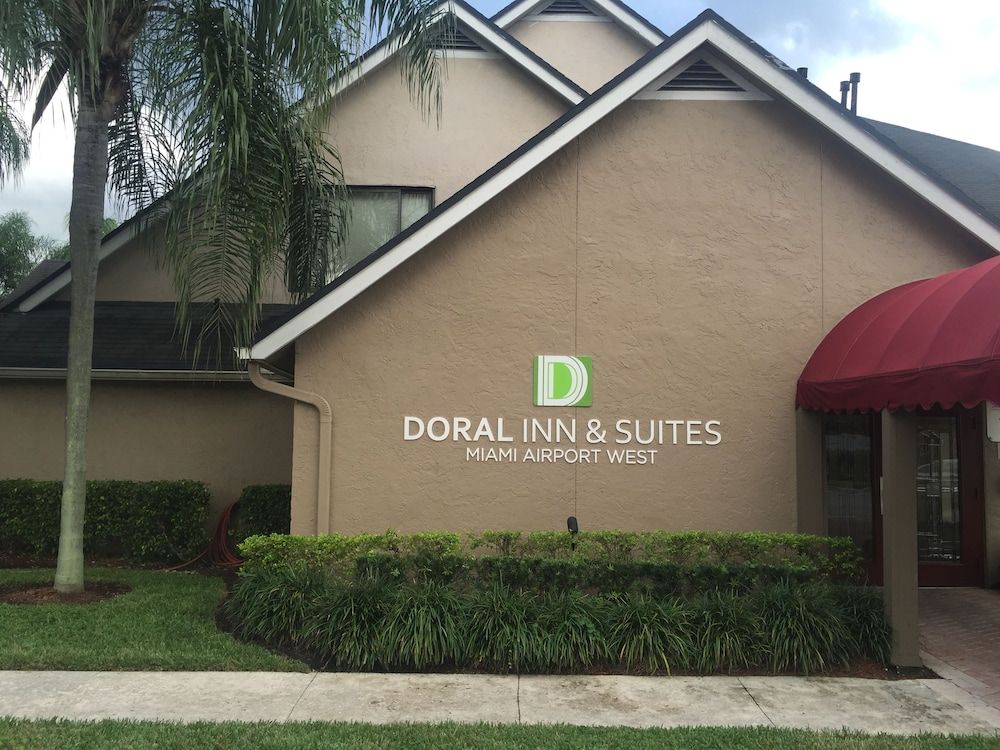 undefined Doral Suites 3