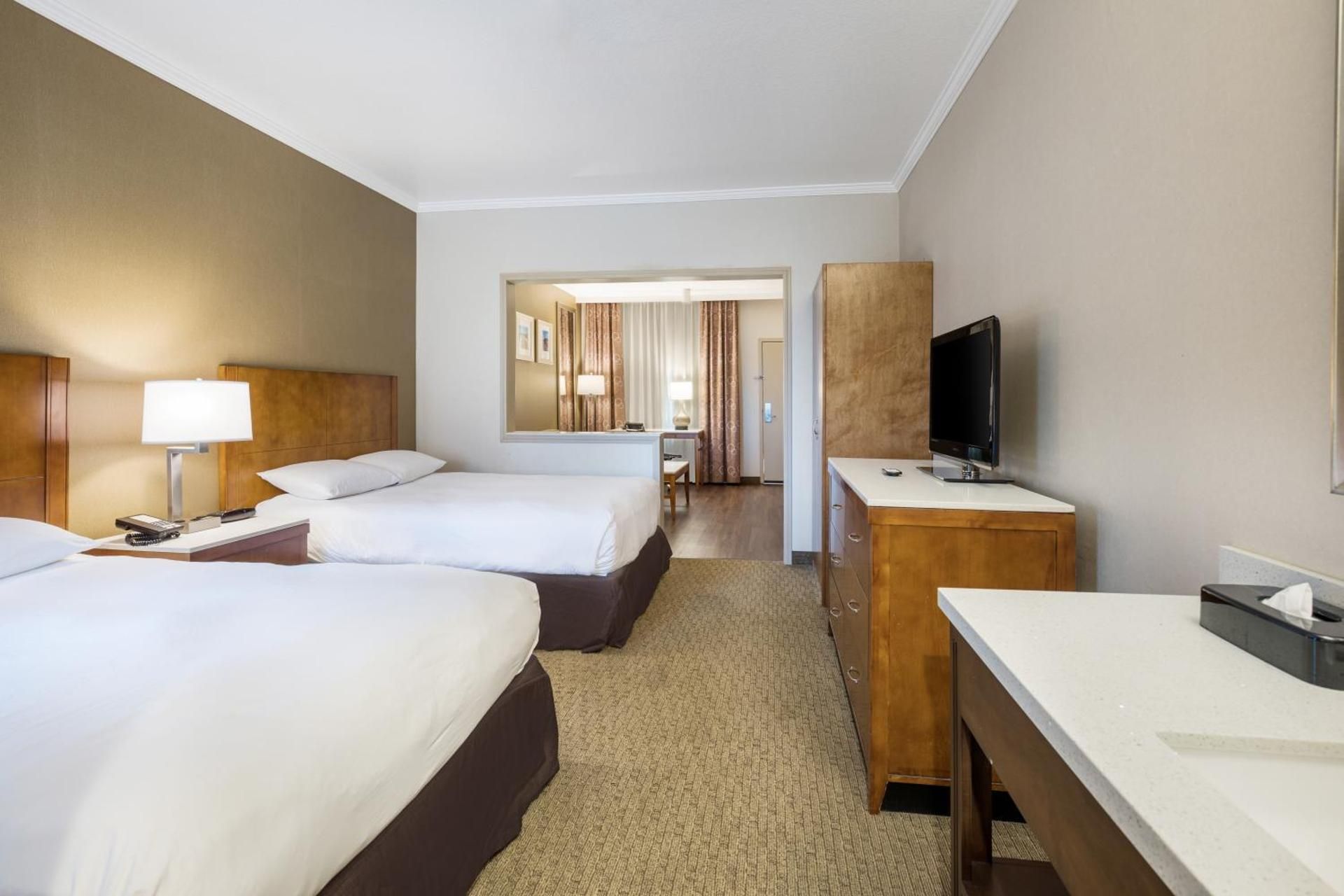 Studio Suite with Two Double Beds and Balcony - Non-Smoking