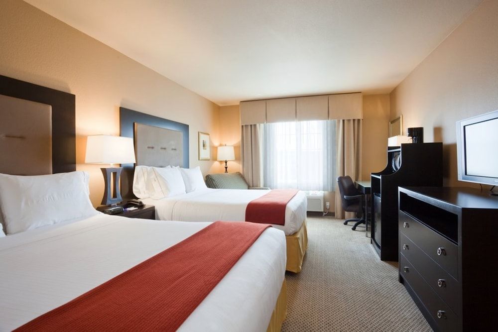 Suite, 2 Queen Beds