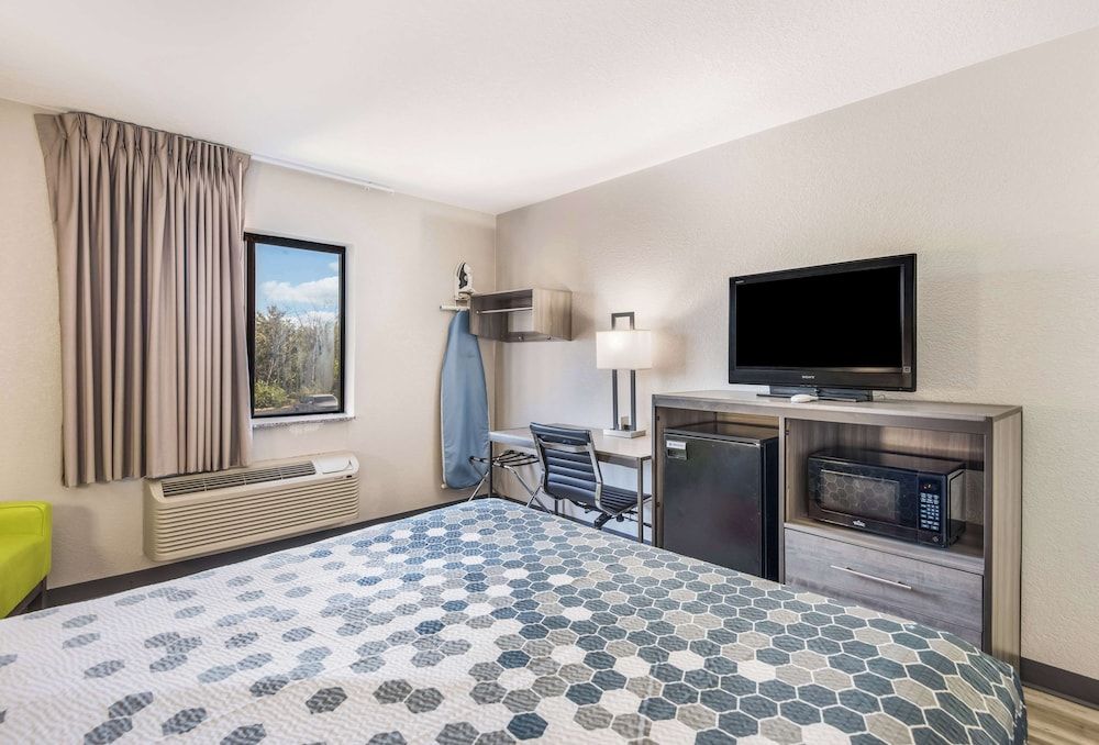 Room, 1 King Bed