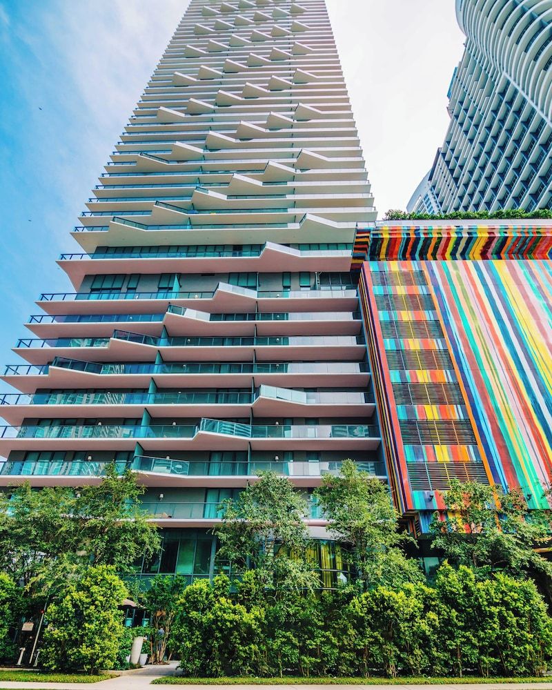 undefined Dua Miami, Autograph Collection 9