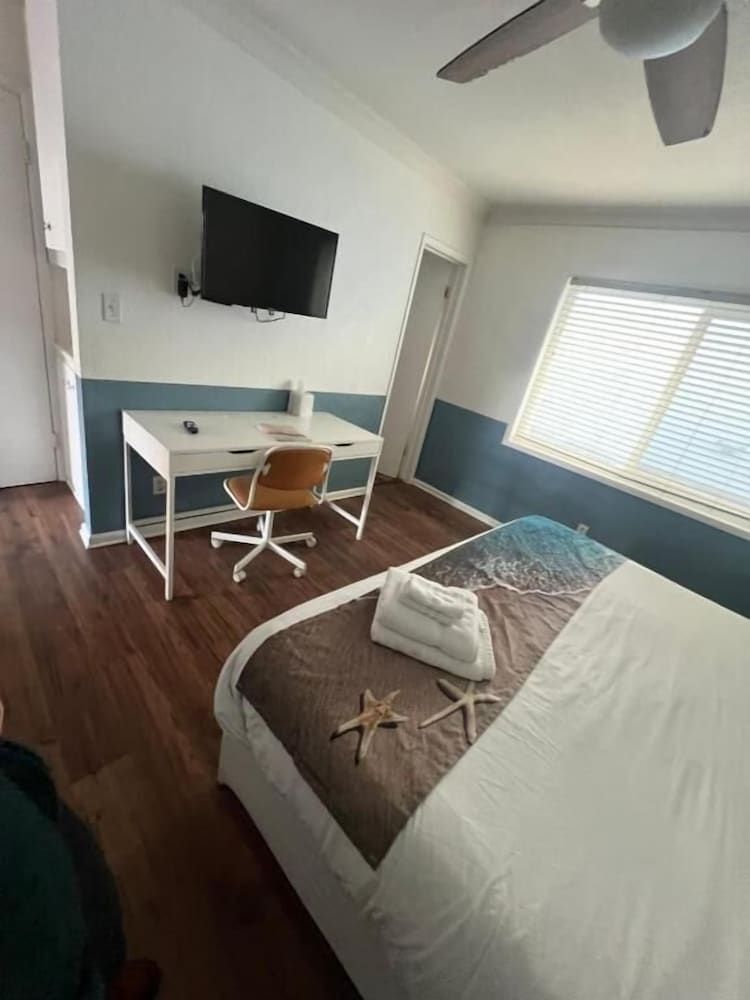 Two-Bedroom Suite with Ocean View
