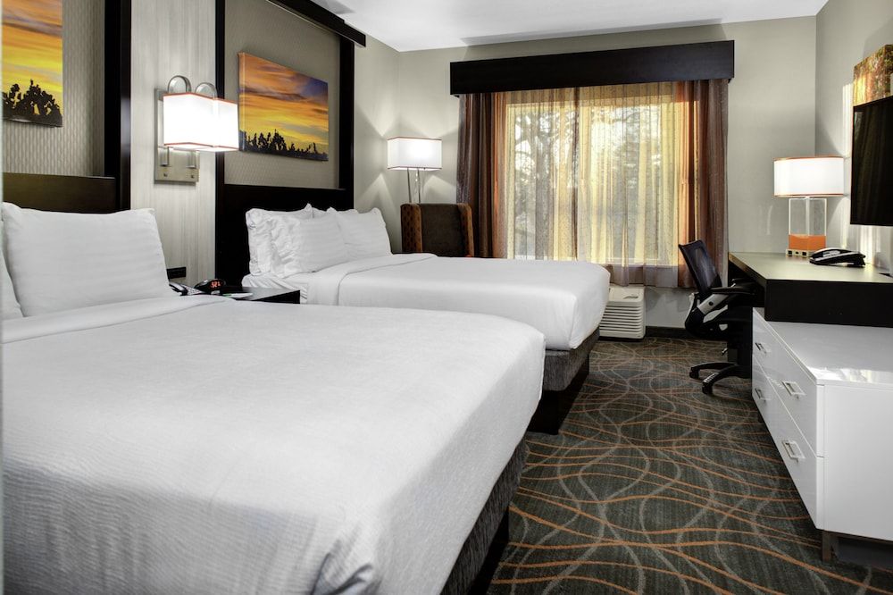 Standard Room, 2 Queen Beds
